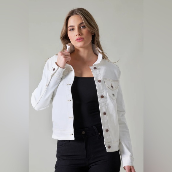 NWT Womens Kimes Ranch Medium Winslow Jacket in Winter Whitee (Jean Jacket) - Picture 1 of 7